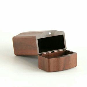 Étui à cigarettes et boîte de rangement pour tabac en bois classique de luxe, fait main, avec surface polie et fermeture à clapet - Product Image 4