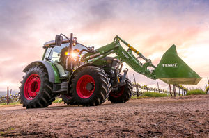 Tracteur agricole Fendt 4WD d'occasion au meilleur prix, livraison rapide avec pompe pour exploitations agricoles, vente en gros de première qualité - Product Image 4
