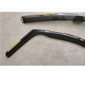 สำหรับรถตู้ <span class=keywords><strong>VW</strong></span> Caddy MK3 & MK4 ปี 2004-2020 แบบ <span class=keywords><strong>2</strong></span> ประตู ชุดบังแดดกันฝนแบบติดในช่องหน้าต่าง  แผ่นกันลม <span class=keywords><strong>2</strong></span> ชิ้น สีชา - Product Image 4