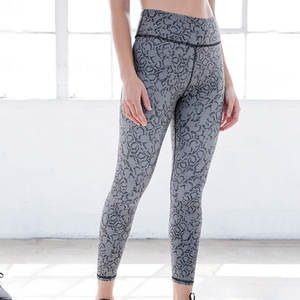Leggings de yoga personnalisés, pantalon de levage pêche sans couture, tissu extensible respirant à séchage rapide, approvisionnement d'usine OEM/ODM. - Product Image 5