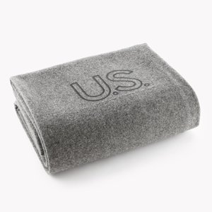 Mantas ignífugas ecológicas con patrón sólido gris estampado de EE. UU. Tejido de lana 80% de calidad superior 64x88 pulgadas suave y cálido - Product Image 4