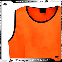 Maillots d'entraînement de football respirants personnalisés avec logo et couleurs sur mesure, matériau et impression personnalisés, gilet de football unisexe pour adultes