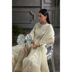 Robe de mariée de luxe en satin Qalamkar Elirah '26 MF-06 IVARA-TC-1608, col mandarin, manches longues, style formel élégant et écologique - Product Image 3