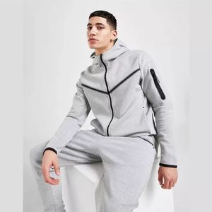 Ensemble de survêtement d'hiver confortable pour homme avec doublure en polaire, taille et couleur personnalisables, service OEM de haute qualité - Product Image 2