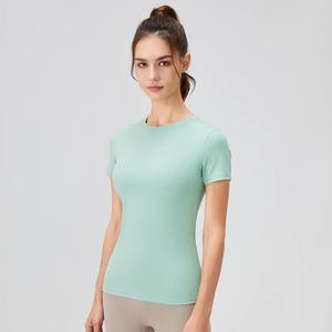 Camiseta ajustada de secado rápido para mujer para deportes, Fitness, Yoga y correr, manga corta con absorción de sudor y características delgadas - Product Image 6