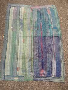 Hecho a mano Reversible Kantha sostenible cosido a mano Kantha tradicional Vintage 100% algodón hecho a mano Boho Chic Kantha - Product Image 2