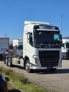 Nouveau pour FH 6x4 Euro 5 Camion lourd diesel automatique 451-500 CV Capacité 31-40T Direction à gauche Caméra arrière 360° - Product Image 3