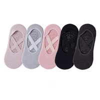 Chaussettes de Pilates mi-mollet antidérapantes style ballet avec sangles croisées pour le yoga, la danse barre et l'entraînement en studio – Vente en gros