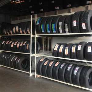 ซื้อยางมือสองขนาด13 "14" 15 "16" 17 "18" 19 "20" 21 "/ซื้อยางมือสองขนาด215/65R15, ยาง215/60R17, 13นิ้ว-22นิ้วสำหรับขาย