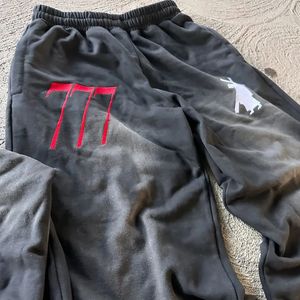 สเวตเชิ้ต100% คอตตอนแบบบานออกแบบได้ตามต้องการชุดจ็อกเกอร์ปักโลโก้ลำลองพิมพ์ลายพลัสไซส์ขายส่ง - Product Image 4