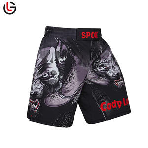 Vente en gros de shorts MMA sportifs pour hommes personnalisés de haute qualité pantalons de combat de boxe et de kickboxing à motif solide respectueux de l'environnement - Product Image 4