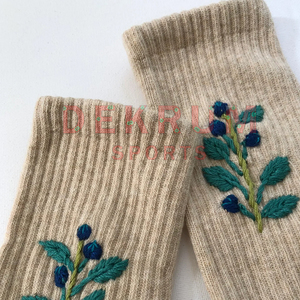 Chaussettes de sport de haute qualité, antidérapantes, à séchage rapide, respirantes, légères, brodées, personnalisées - Product Image 6