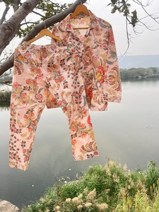 Traje de noche hecho a mano de algodón indio para mujer, Conjunto de pijama étnico con estampado de bloque de mano Floral, Vestido camisero de algodón de verano - Product Image 4