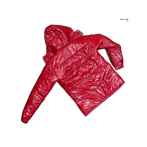 Chaqueta de burbujas de lona de producción a granel elaborada por expertos, eleve la colección de su marca con una escala de precisión de estilo de calidad - Product Image 1