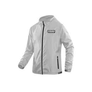 Coupe-vent en vrac pour les clubs GAA produits au Pakistan avec une équipe de marque évacuant l'humidité et un matériau coupe-vent pour le confort - Product Image 5