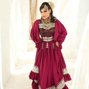 Robe de mariée afghane Kuchi faite à la main, vintage, bohème, longue, à manches longues, traditionnelle, ethnique Pashtun, personnalisable, de haute qualité - Product Image 1