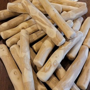 ¡MUY CALIENTE! |   VDELTA Fabricante de Masticables para Perros de Madera de Café de Vietnam - Product Image 4