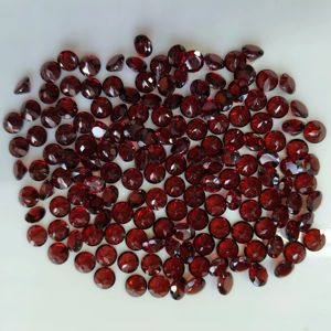 Natural <b>Red</b> Garnet 6MM Round Brilliant Cut Best Quality Loose Gemstone For Jewelry Making - Product Image 3