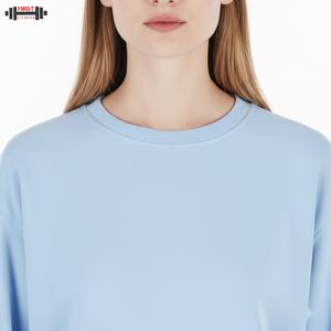 Sudadera de invierno de alta calidad con media cremallera y cuello en V, estilo urbano, para mujer, personalizable, con hombros caídos y forro polar. - Product Image 3