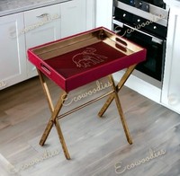 Table de service pliable en bambou rouge cerise avec poignées et support en bambou pour le service, les réceptions et l'utilisation dans la salle de bain