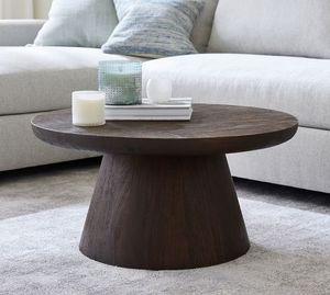 โต๊ะกาแฟไม้บ้านในฟาร์มแบบชนบทขนาดใหญ่ที่มีพื้นผิวที่มีความสุขเหมาะสำหรับการตกแต่งและบรรยากาศของห้องนั่งเล่นที่กว้างขวาง - Product Image 1