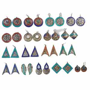 Pendientes de Coral para Niñas con Diseño Clásico de Gancho, Nueva Moda - Product Image 2