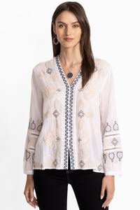 India Supplier's Classic Cotton Vintage <b>Shirt</b> <b>for</b> <b>Women</b> ODM Workwear Casual Outings Everyday Style on Sale - Product Image 4