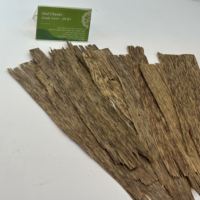 Süper sınıf iki tarafı düz AGARWOOD VIETNAM OUD cips BAKHOOR orjinal koku yöntemi OCK1 güçlü tütsü tatlı dumanlı koku