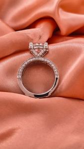 Bague de mariage réversible luxueuse en or 10k, 14k, 18k avec diamant de laboratoire personnalisé, certifiée IGI - Product Image 2