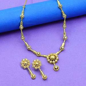 ขายส่ง14K 18K 24K สร้อยคอแฟชั่นประดับหินชุบทองและชุดเครื่องประดับออกแบบลายดอกไม้แบบดั้งเดิม - Product Image 1