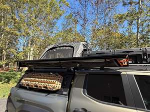 โตโยต้า ทาโคมา เทรลฮันเตอร์ ดับเบิ้ลแค็บ 4×4 เทอร์โบไฮบริด 4 สูบ ปี 2025 พร้อมระบบล็อคเฟืองท้าย - Product Image 6