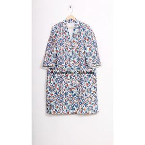 Veste Kantha 100% coton pur faite à la main pour femmes, mode vintage de festival, kimono court matelassé, vêtements de nuit pour l'été - Product Image 1