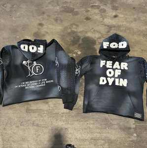 เสื้อฮู้ดดี้ผู้ชายผ้าคอตตอนผสม ลดราคาสุดฮอต สไตล์โดดเด่น ระบายอากาศได้ดี ตกแต่งด้วยลายปักและคริสตัล - Product Image 3