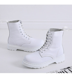 Vente en gros Bottes <span class=keywords><strong>Martin</strong></span> imperméables pour dames Bottes en cuir blanc solide pour l'extérieur Bout rond pour femmes Chaussures décontractées - Product Image 6