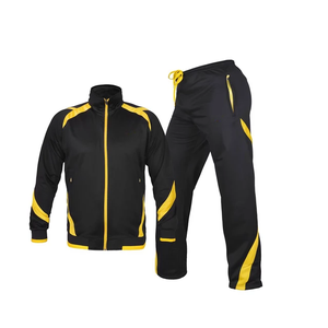 Ensemble de survêtement de sport de haute qualité, tissu léger et respirant, survêtement personnalisé OEM pour la salle de sport, la course à pied, les vêtements décontractés - Product Image 4