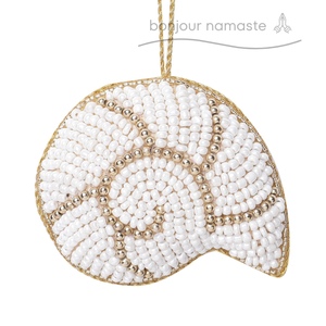 Ornamento moderno ed ecologico realizzato a mano in oro bianco, decorazione natalizia sulla spiaggia costiera | Immagazzina le tue boutique | - Product Image 2