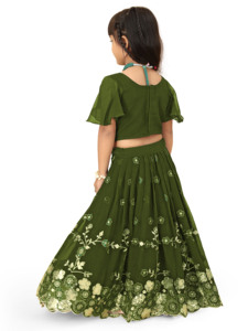 Ensemble Lehenga Choli Shoryam Fashion pour filles, en georgette verte, avec broderie florale, manches bouffantes, longueur au sol, tenue ethnique de fête - Product Image 4