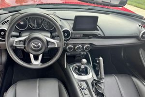Auto Usado en Excelentes Condiciones, Bajo Kilometraje, <span class=keywords><strong>Mazda</strong></span> MX-5 Miata <span class=keywords><strong>Grand</strong></span> <span class=keywords><strong>Touring</strong></span> <span class=keywords><strong>2022</strong></span>, Listo para Envío Mundial - Product Image 3