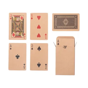 Carte da Gioco Riciclate Pacca, Gadget Ecosostenibili per Giochi di Carte - Product Image 3