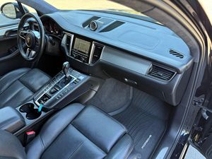 Premium Condition Porsches Used 2015 <b>Macan</b> Turbo 400-hp Twin-Turbo V6, AWD, Premium Package Plus Automatic - Product Image 3