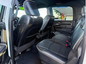 RAM 2500 Crew Cab Cummins 4x4 Usada del 2023 - Product Image 6