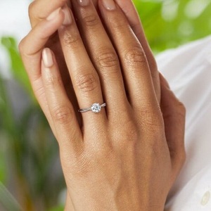 Anillo de diamante cultivado en laboratorio redondo de 6mm, joyería de compromiso de diamante cultivado en laboratorio de 10K, certificado IGI, Diamante F, Color VS1, claridad - Product Image 2