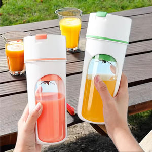 Mini Licuadora de Acero Inoxidable y Plástico con Carga Inalámbrica USB, Capacidad de 480 ml, Vaso Mezclador Portátil para Frutas y Verduras - Product Image 1