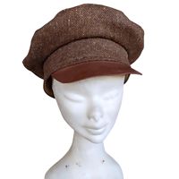 Gorra de Estilo Civil de la Época del Siglo XIX con Pico de Cuero Negro, Tela Tweed con Kepi