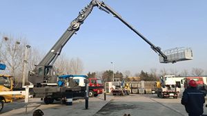 Vendite professionali della fabbrica della Cina di grandi macchinari per <span class=keywords><strong>l</strong></span>'edilizia Multi-funzionale 45m di altezza e bassa quota - Product Image 3