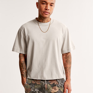 Vente en gros-T-shirts de luxe personnalisés T-shirt en coton pour homme Streetwear T-shirt surdimensionné côtelé à col rond et à épaules tombantes T-shirt lourd pour homme - Product Image 3