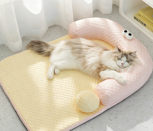 Cuccia per Animali Domestici a Forma di Mostro Cartoonesco, Cuscino Trapuntato in Peluche per Gatti, Tappetino Lavabile Estivo per Interni ed Esterni - Product Image 1