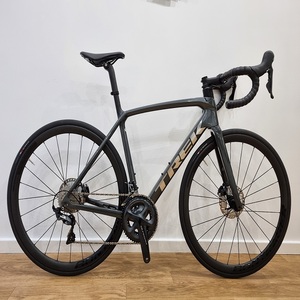 NUEVO EN VENTAS DESTACADAS: Bicicleta Trek Emonda SL6 Pro 2026 - Product Image 1