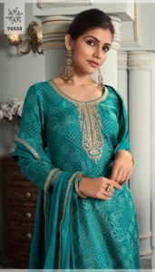 Costume Vinay Fashion Kuleesh Muga Salwar Kameez avec un design unique Vêtements ethniques élégants disponibles à un prix abordable - Product Image 5