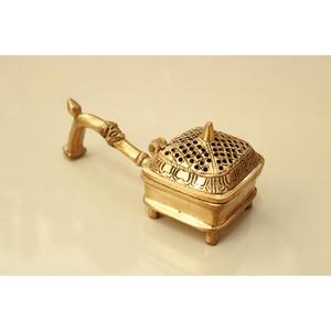 Quemador de incienso de madera antiguo hecho a mano en color marrón rústico acabado perfecto para un elegante accesorio de mesa y decoración del hogar - Product Image 6